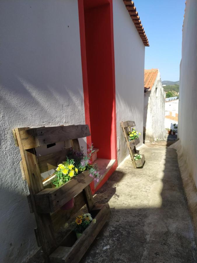 Vila Casa Pe Do Castelo Aljezur Exteriér fotografie