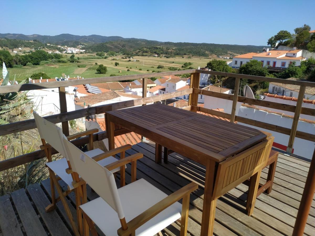 Vila Casa Pe Do Castelo Aljezur Exteriér fotografie